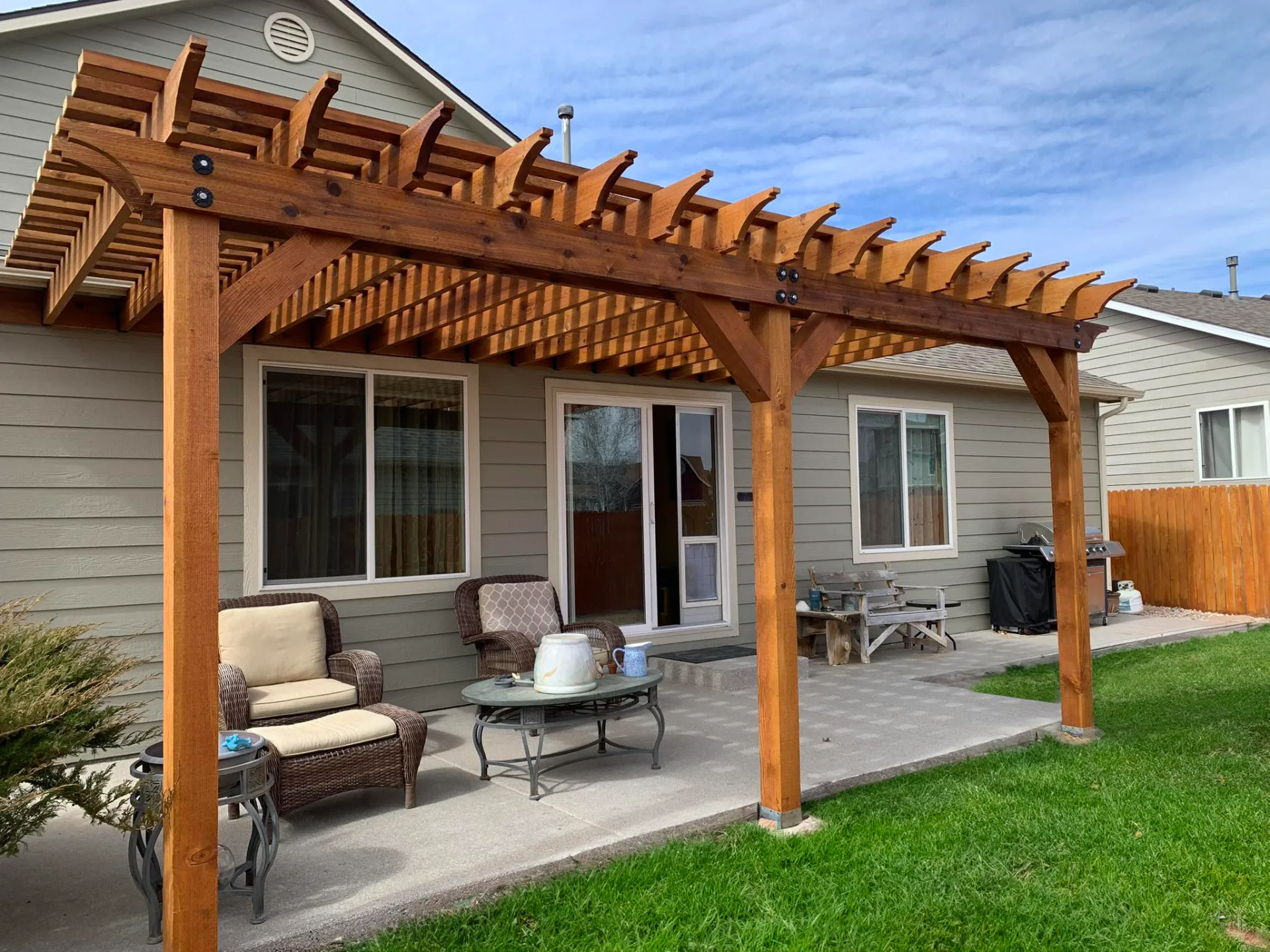 Design Decking & Pergolas