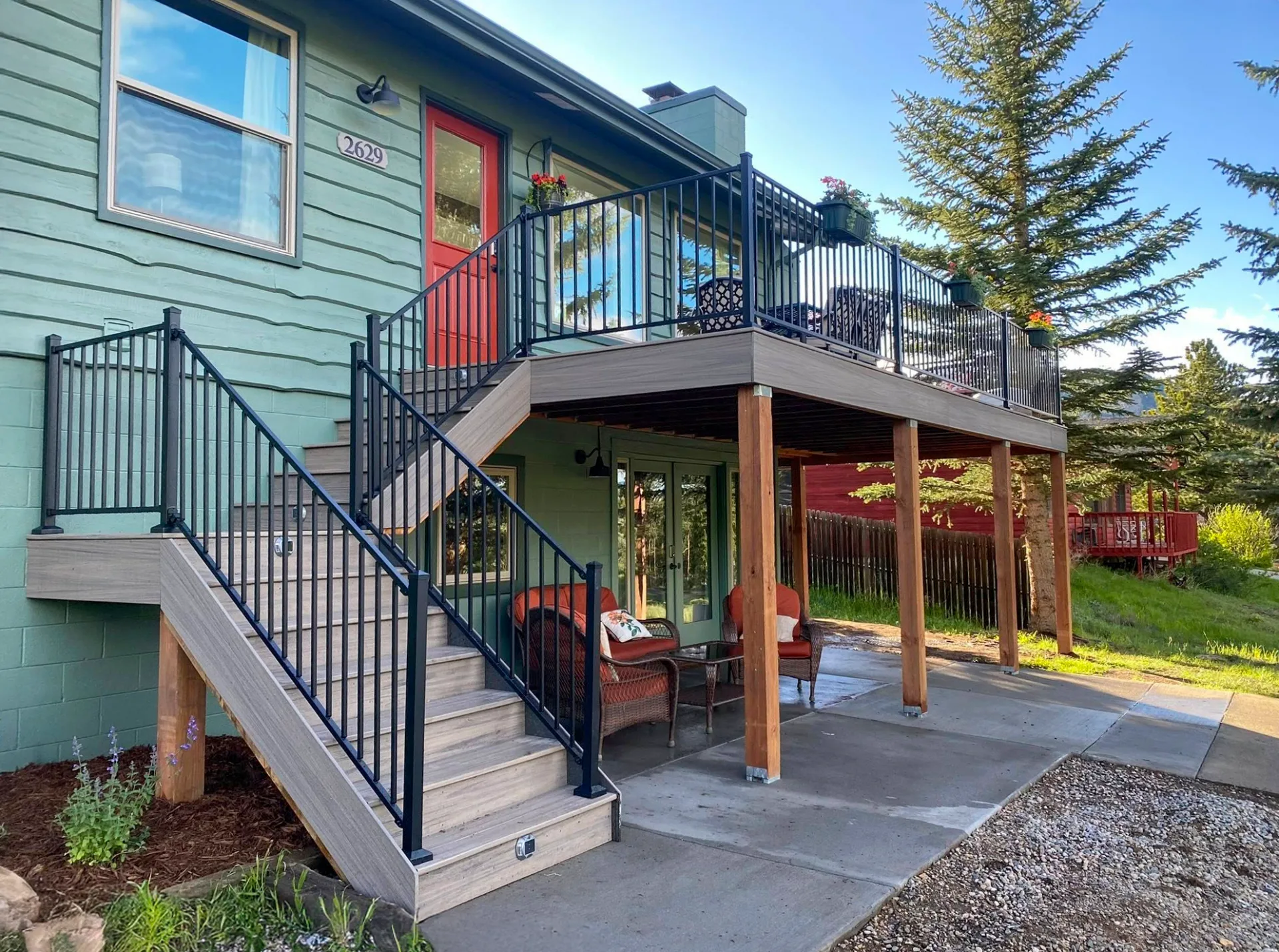 Design Decking & Pergolas