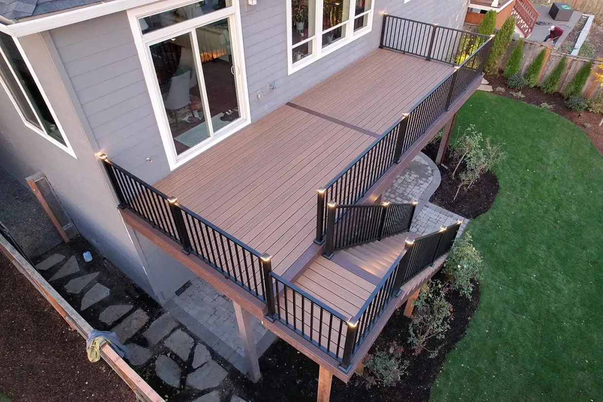 Grand Decks