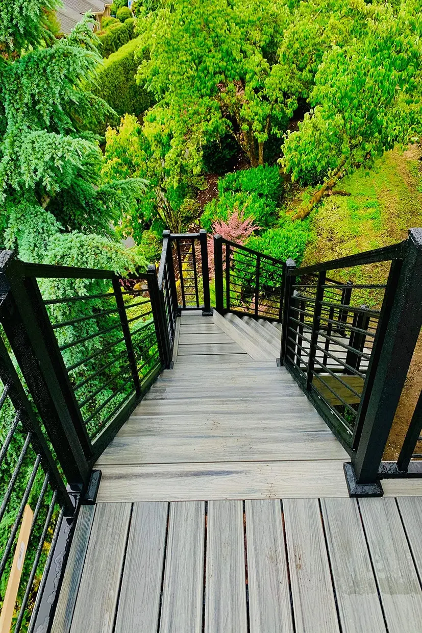 Grand Decks