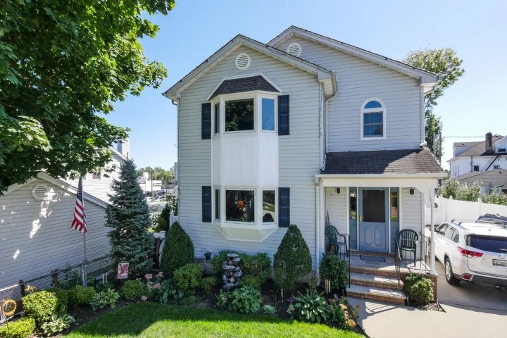 Renewal by Andersen - Long Island Custom Windows