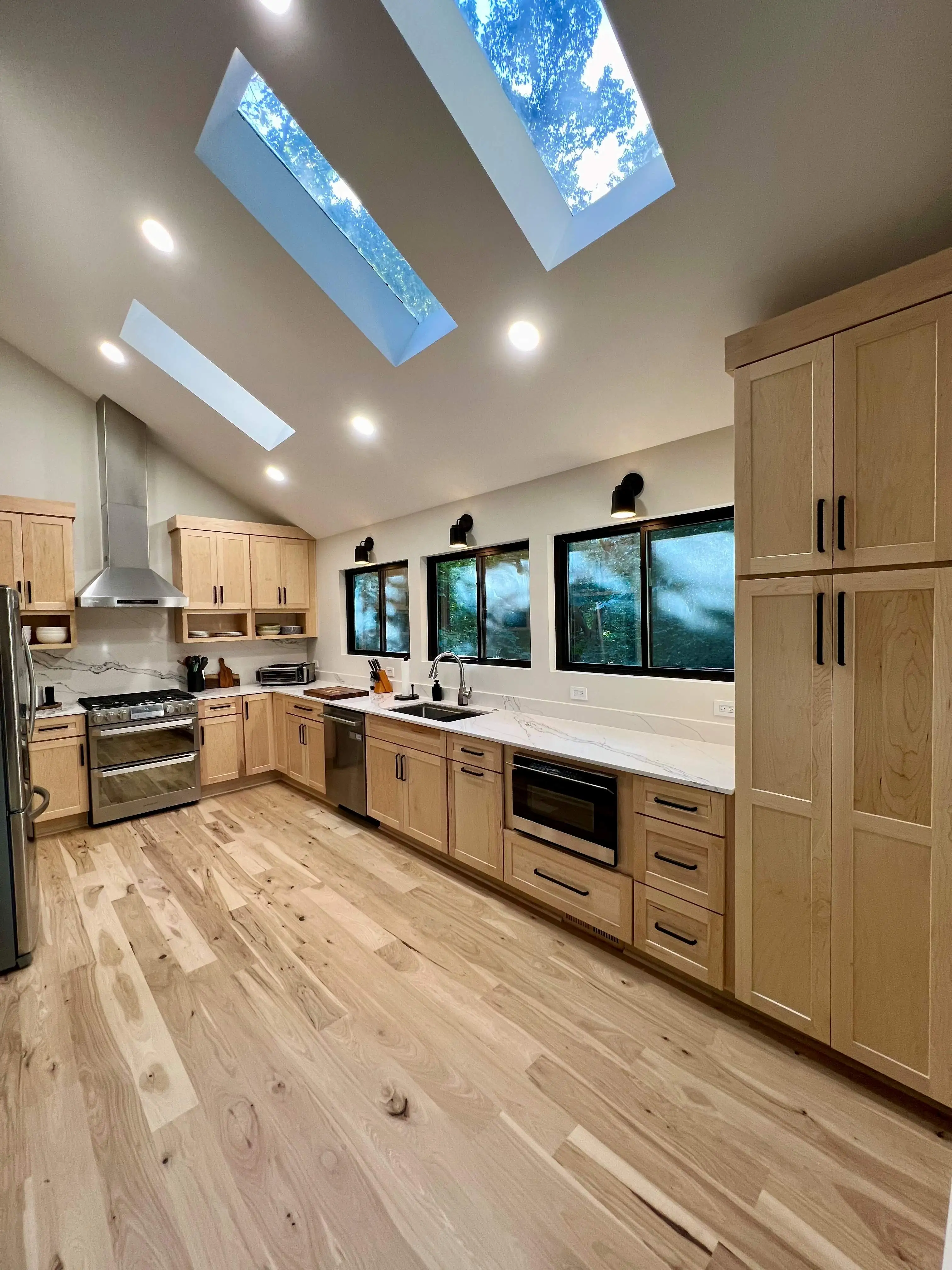 AKB Kitchen, Bath & More