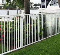 Screen Builders & Fencing