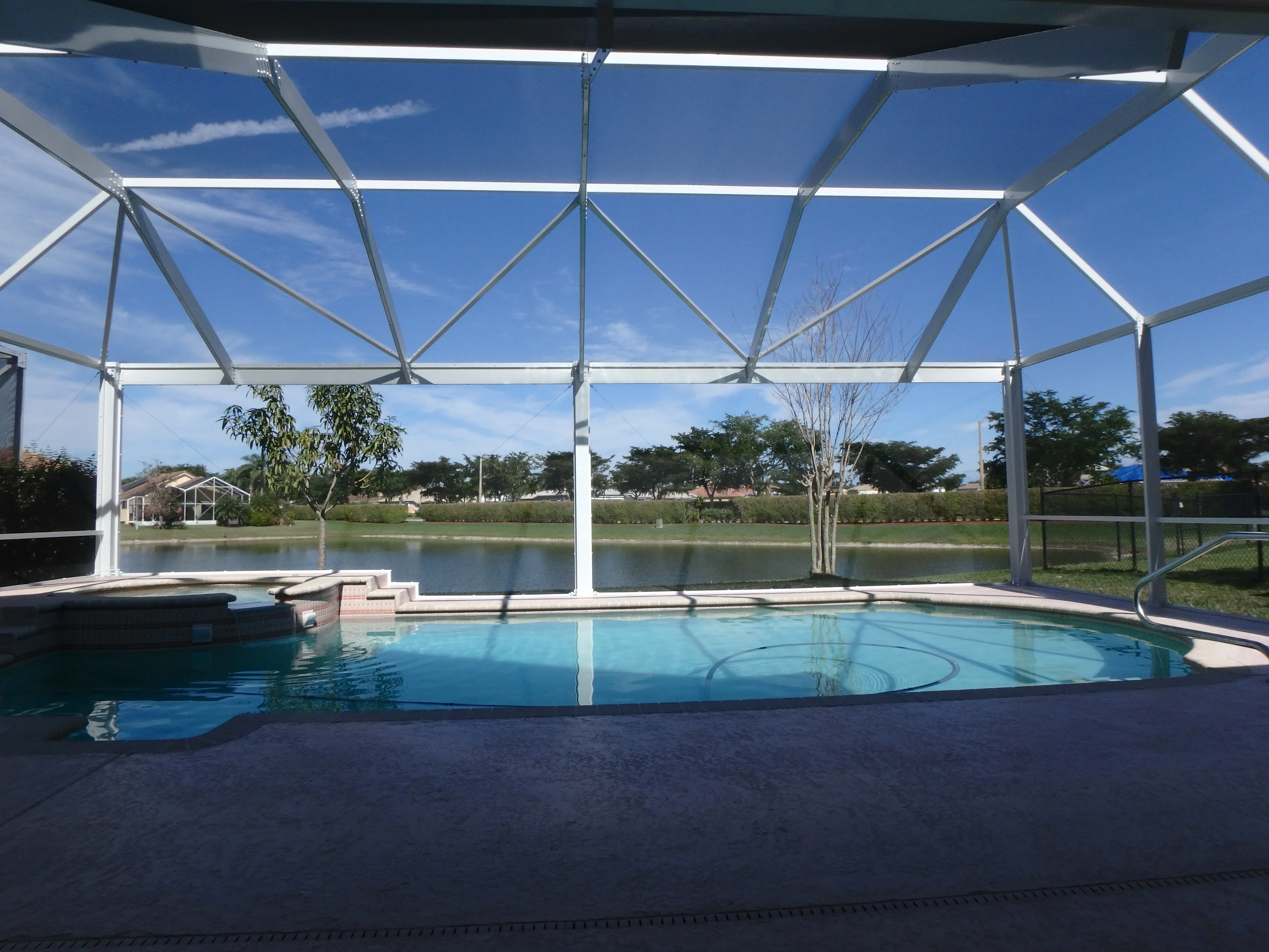 Screen Builders & Fencing