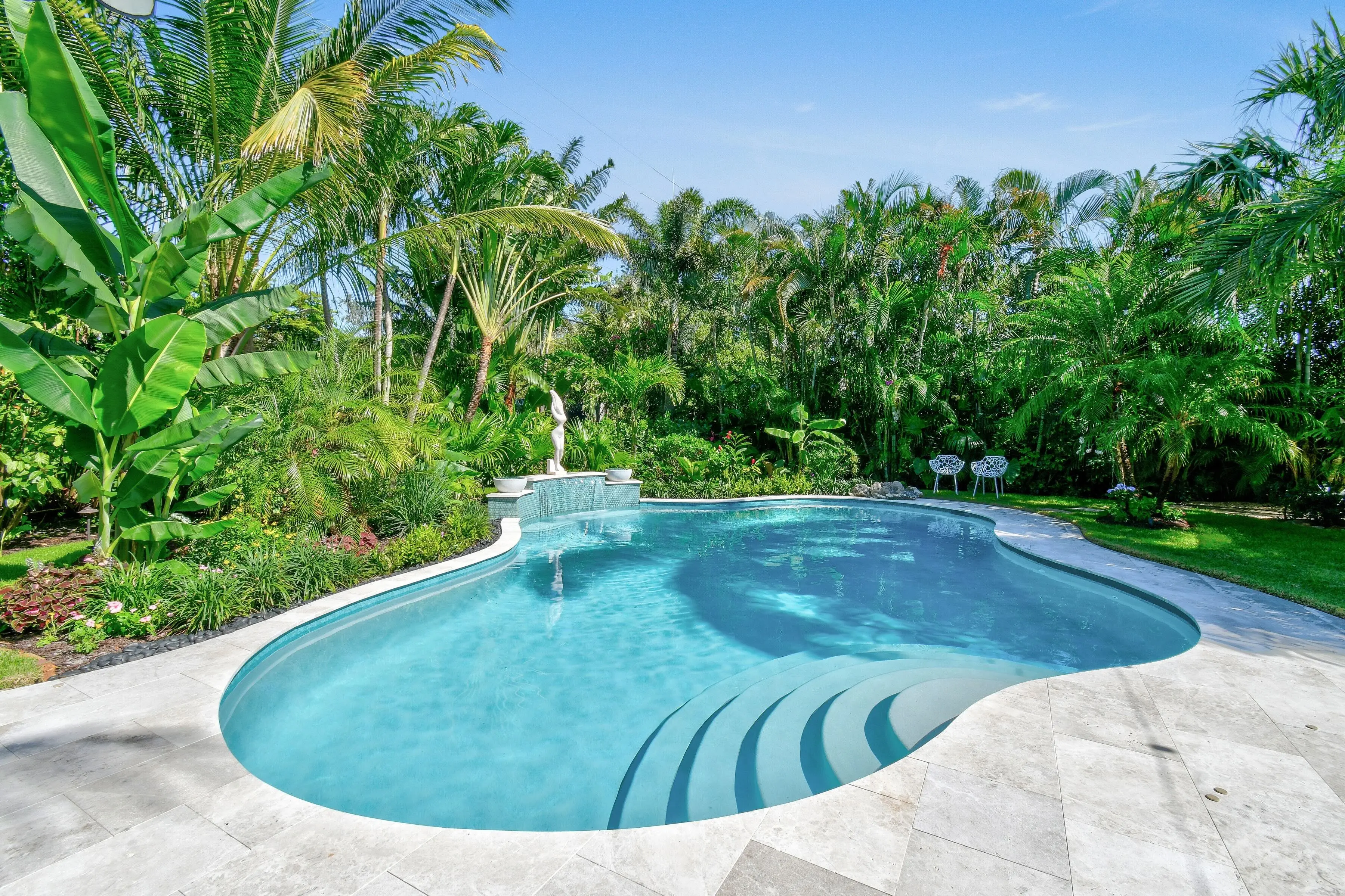 Champion Pools