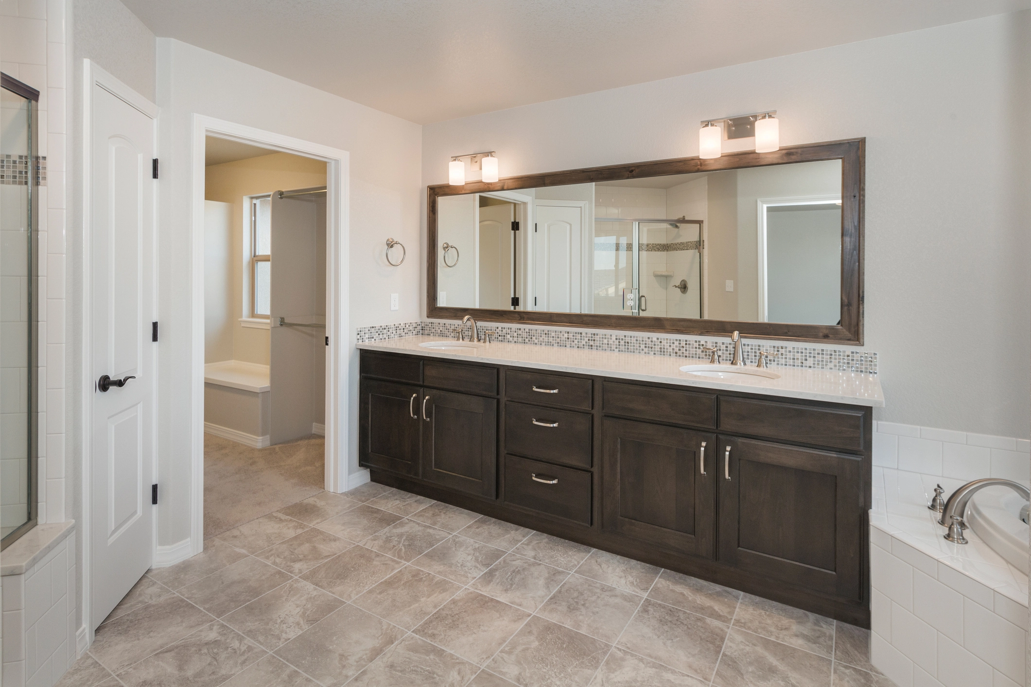 Ramirez Cabinets, Blinds, Granite & More
