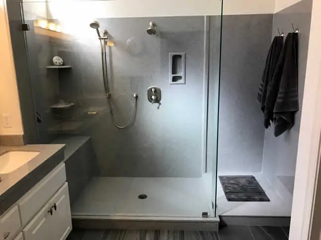 Kera Bath & Shower