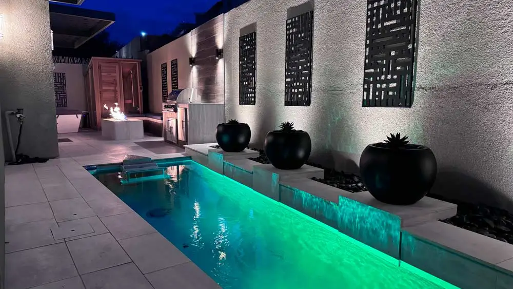 Distinctive Exteriors Custom Pools