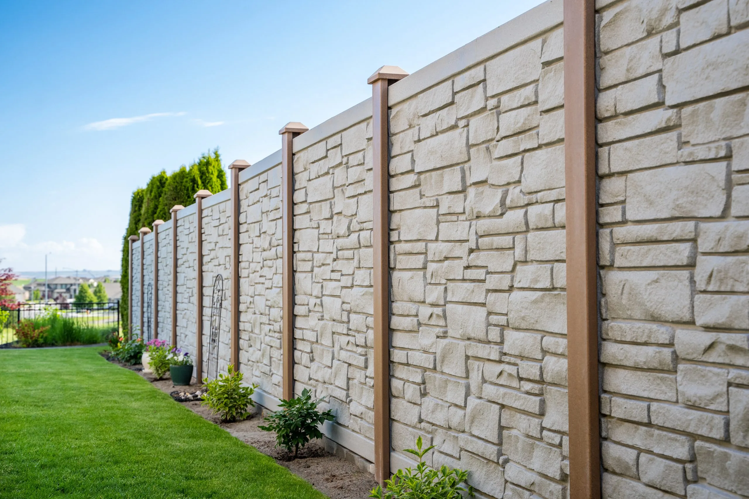 Rick's Custom Fencing & Decking