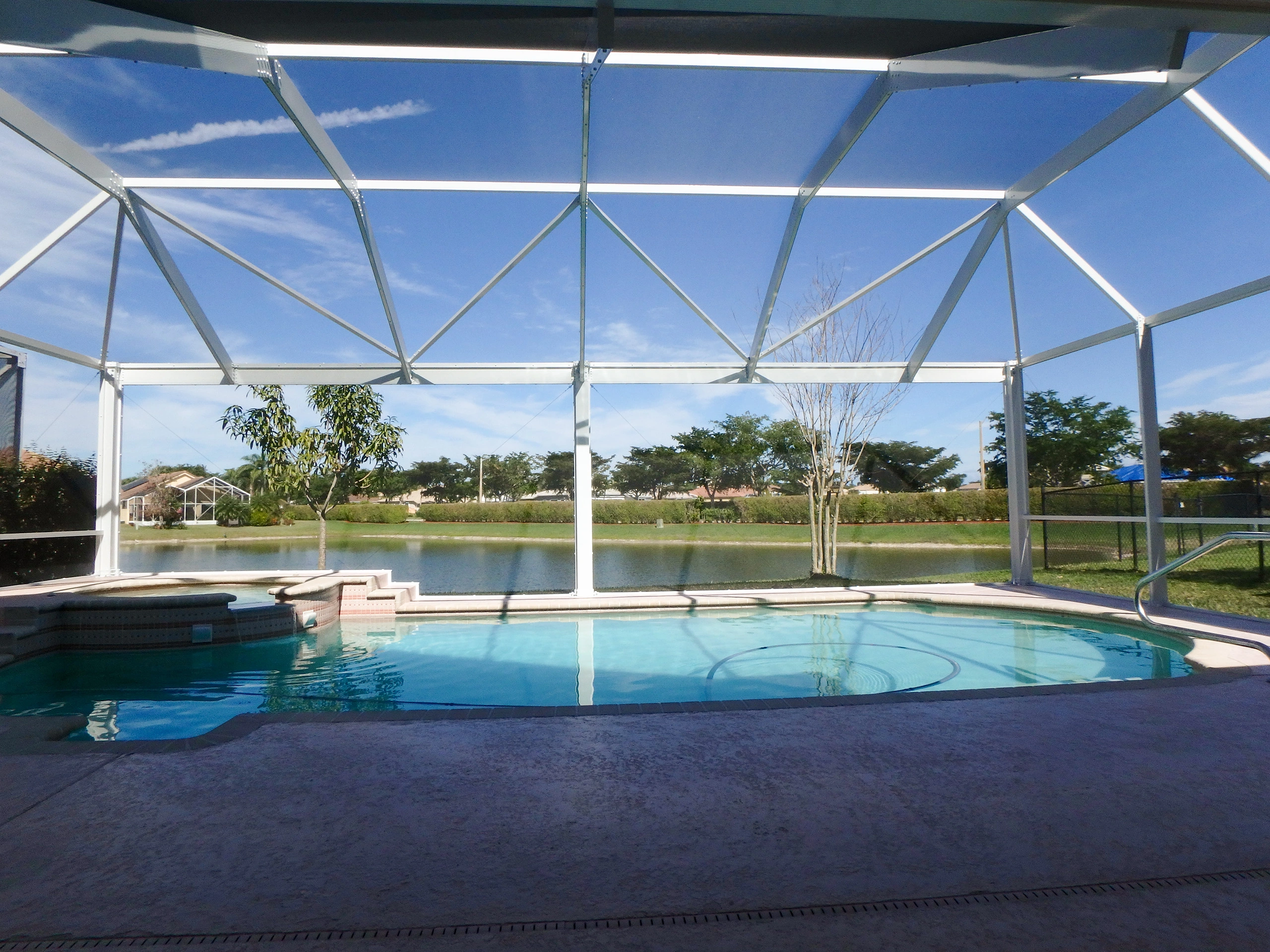 Screen Builders & Fencing