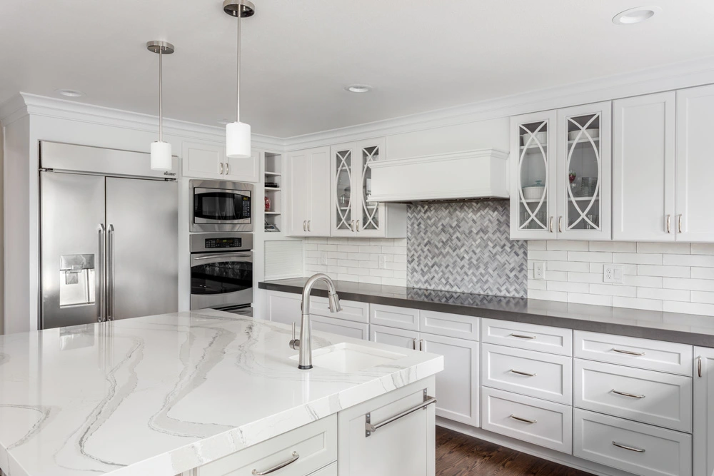 Modern Kitchens & Baths
