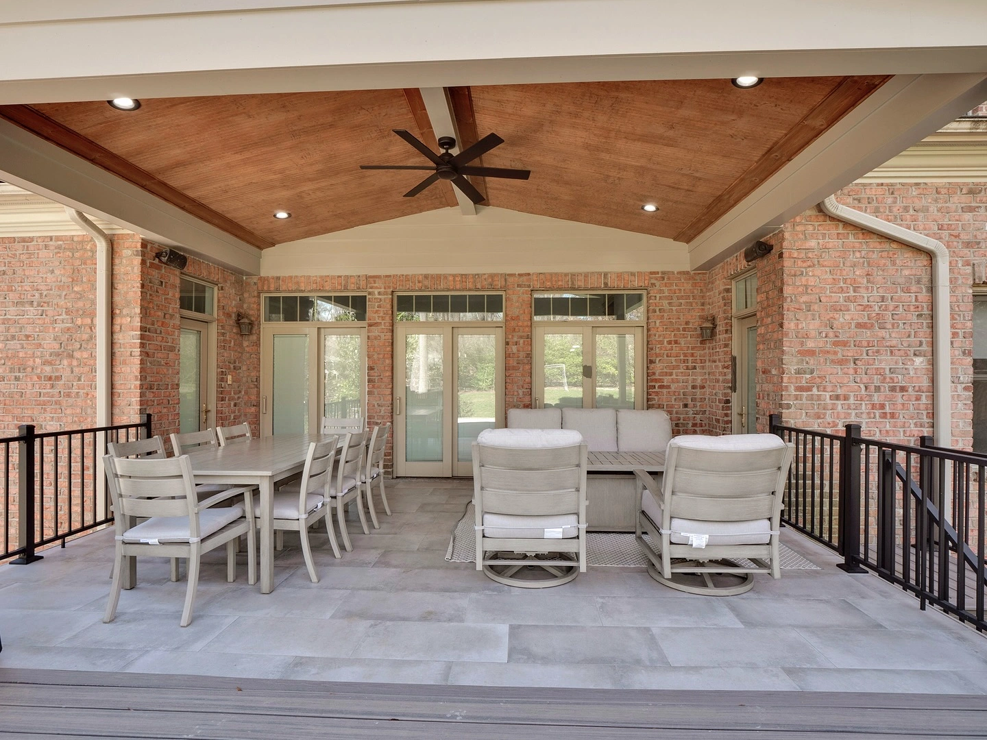 Rosewood Decks and Outdoor Living