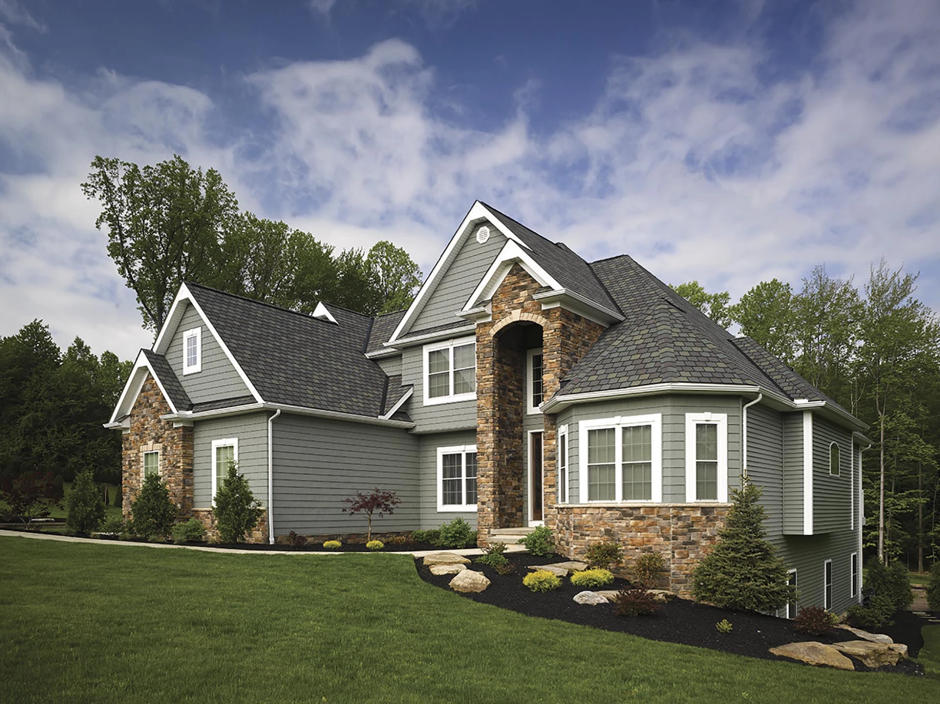 Pond Roofing & Exteriors