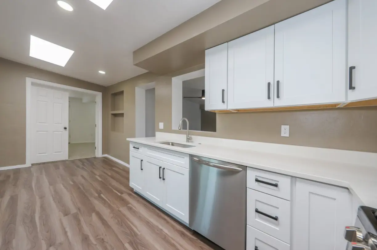 Del Sol Flooring and Modern Concepts