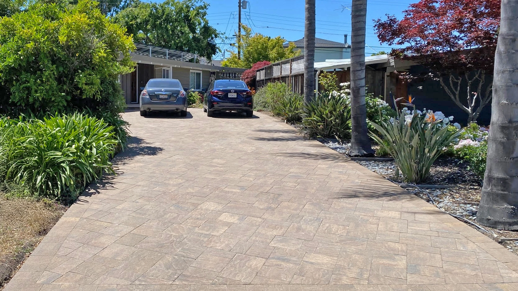 Meta Paving Stones