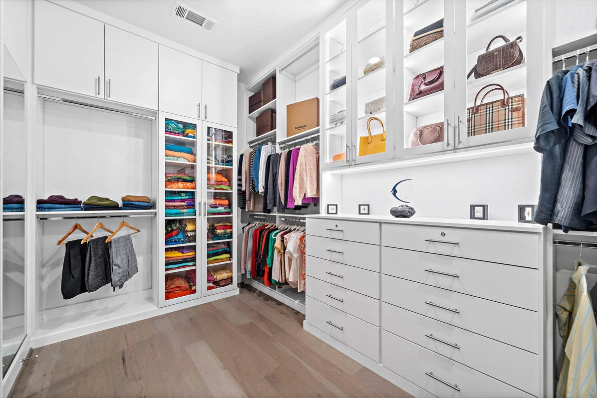Custom Closet Systems