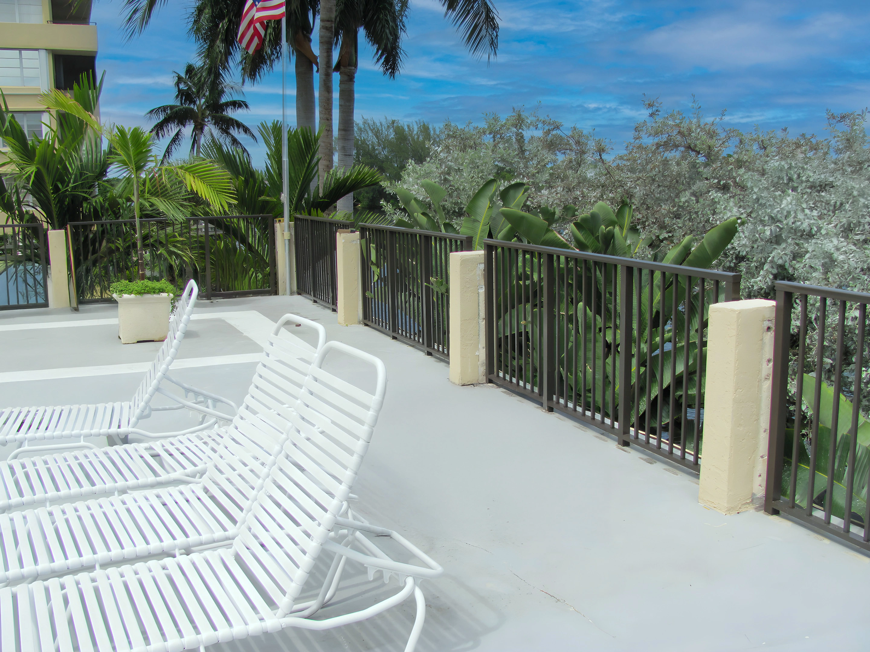 Super Gutter Screen & Fence
