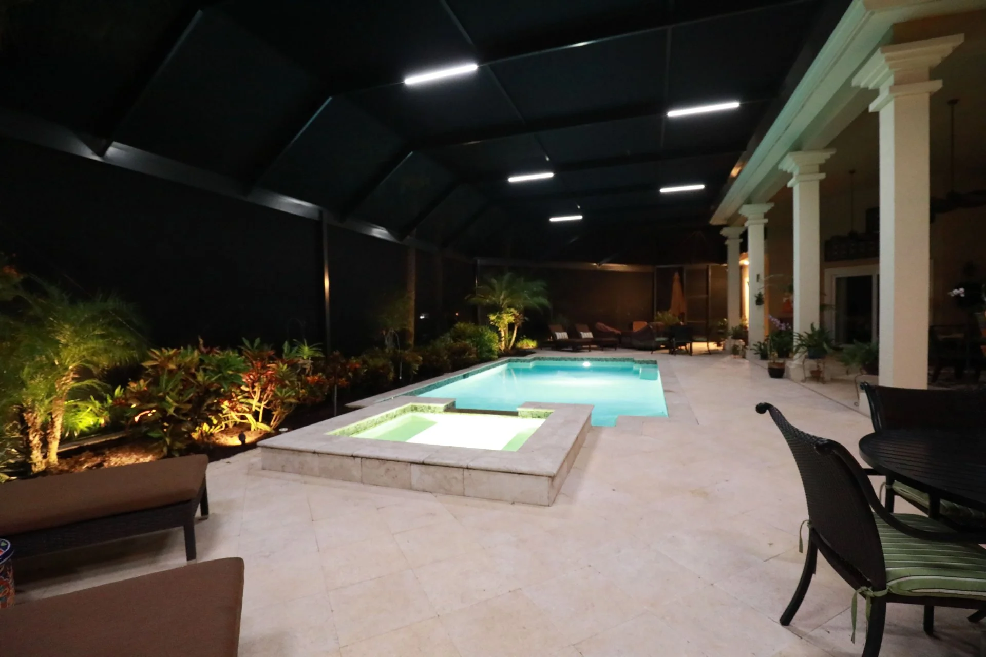 Lanai Bright