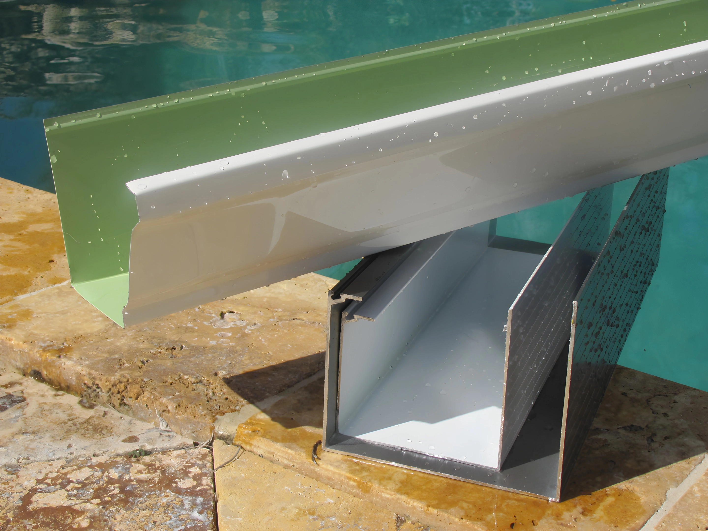 Super Gutter Screen & Fence