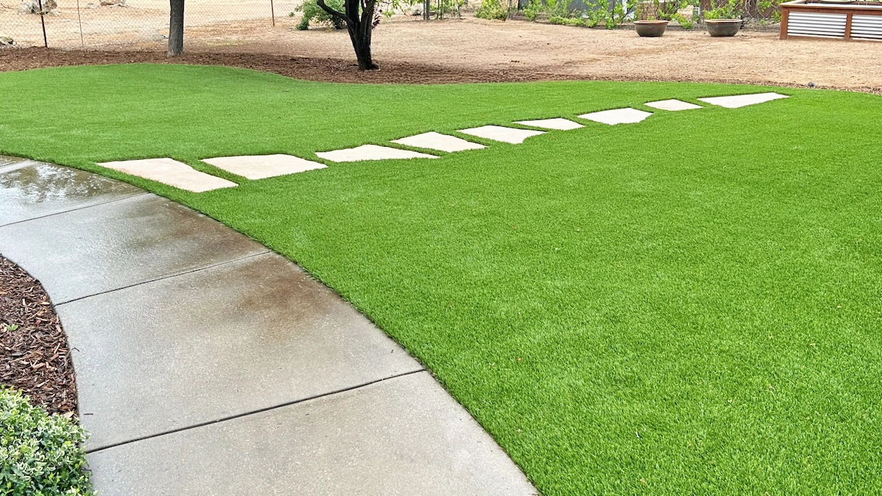TuFFGrass
