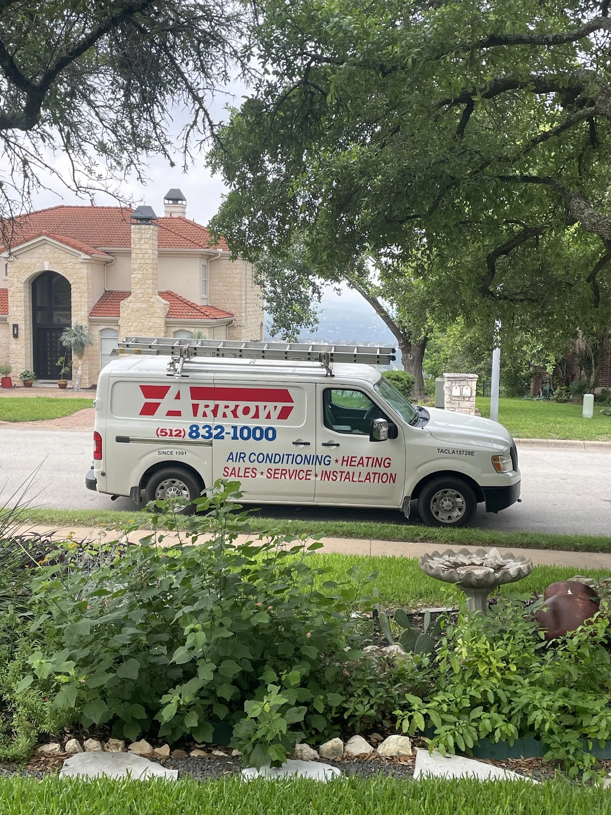 Arrow Service Center