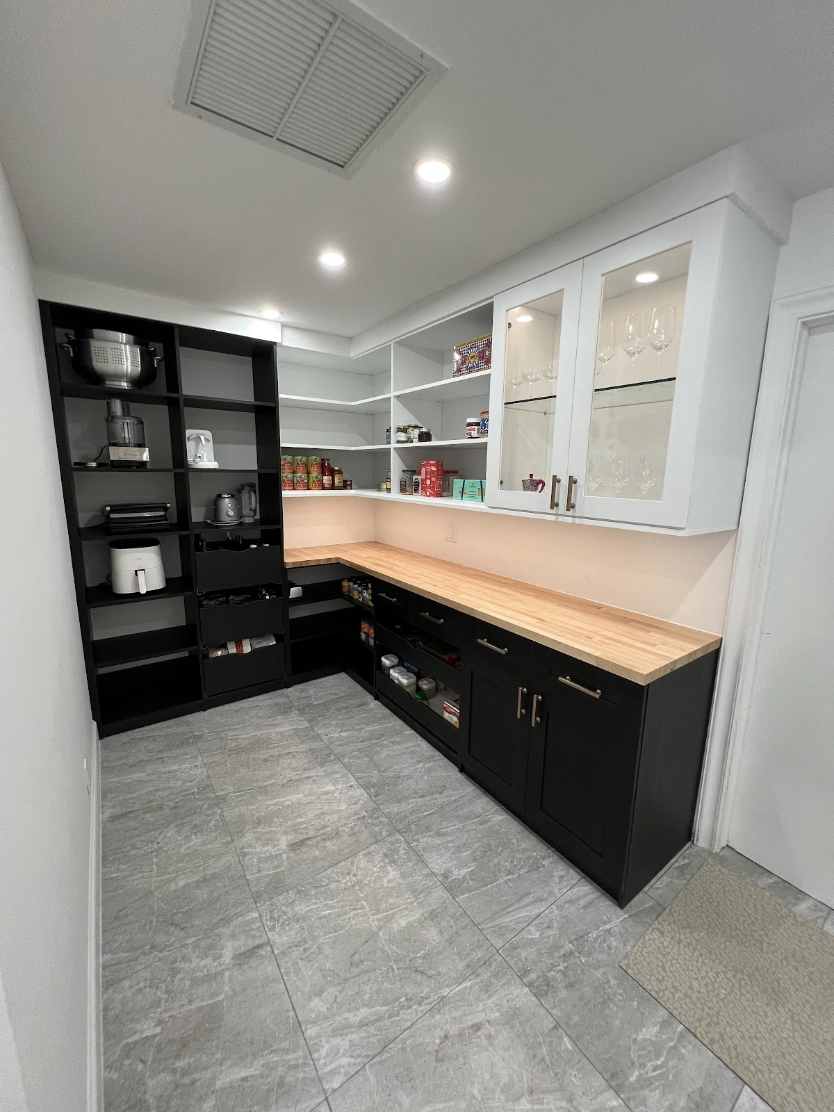 THM National Closet Factory