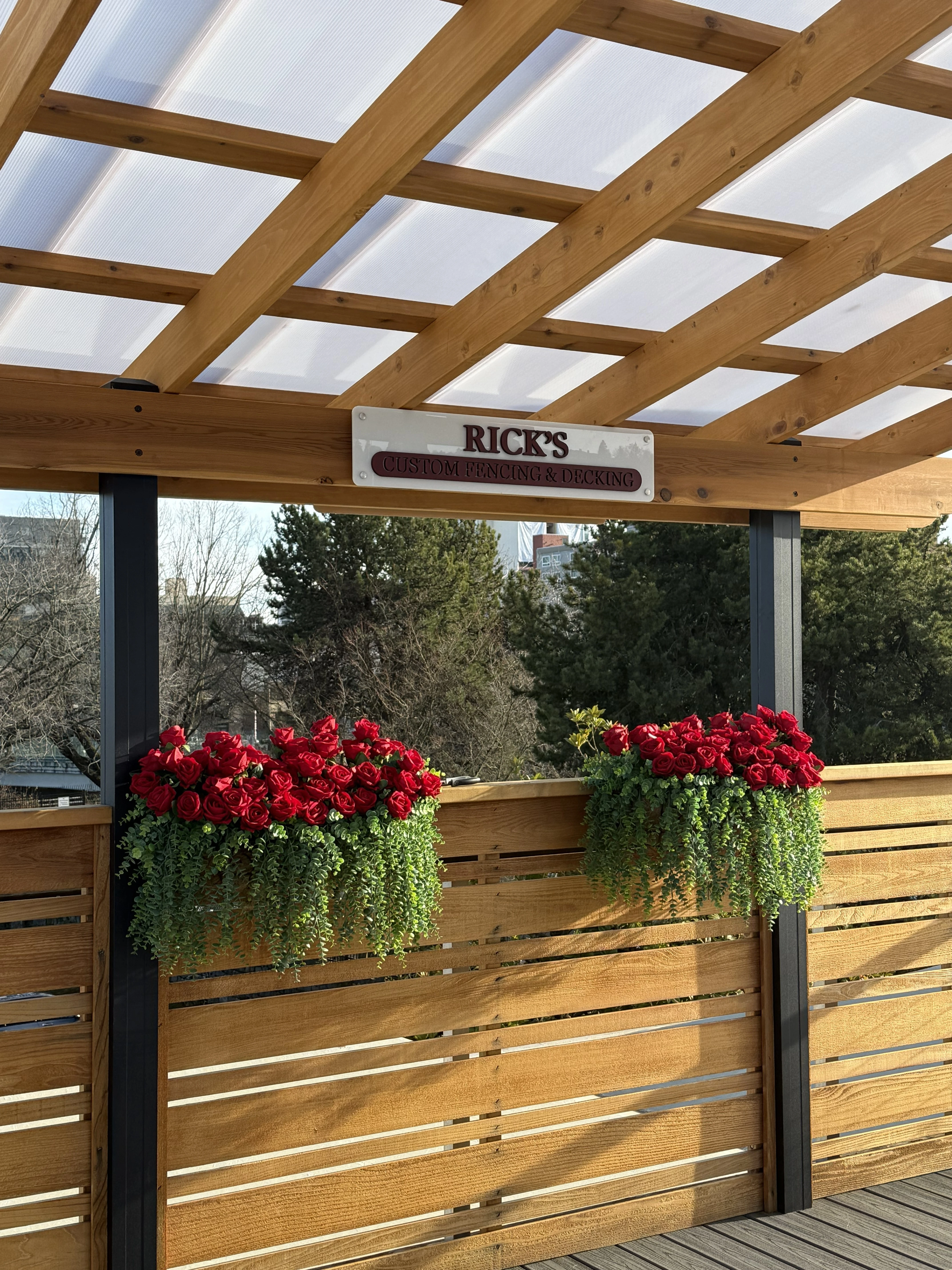 Rick's Custom Fencing & Decking