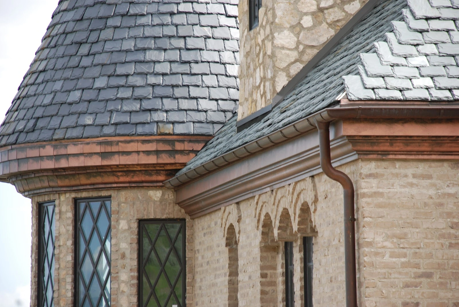 RGS Exteriors - GUTTERS/SIDING