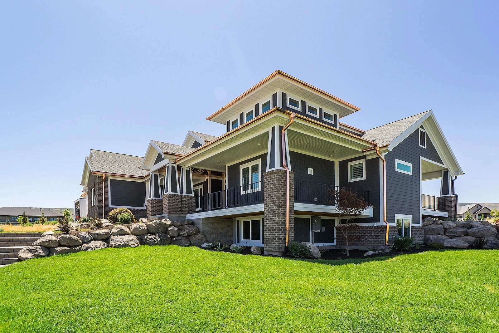 RGS Exteriors - GUTTERS/SIDING