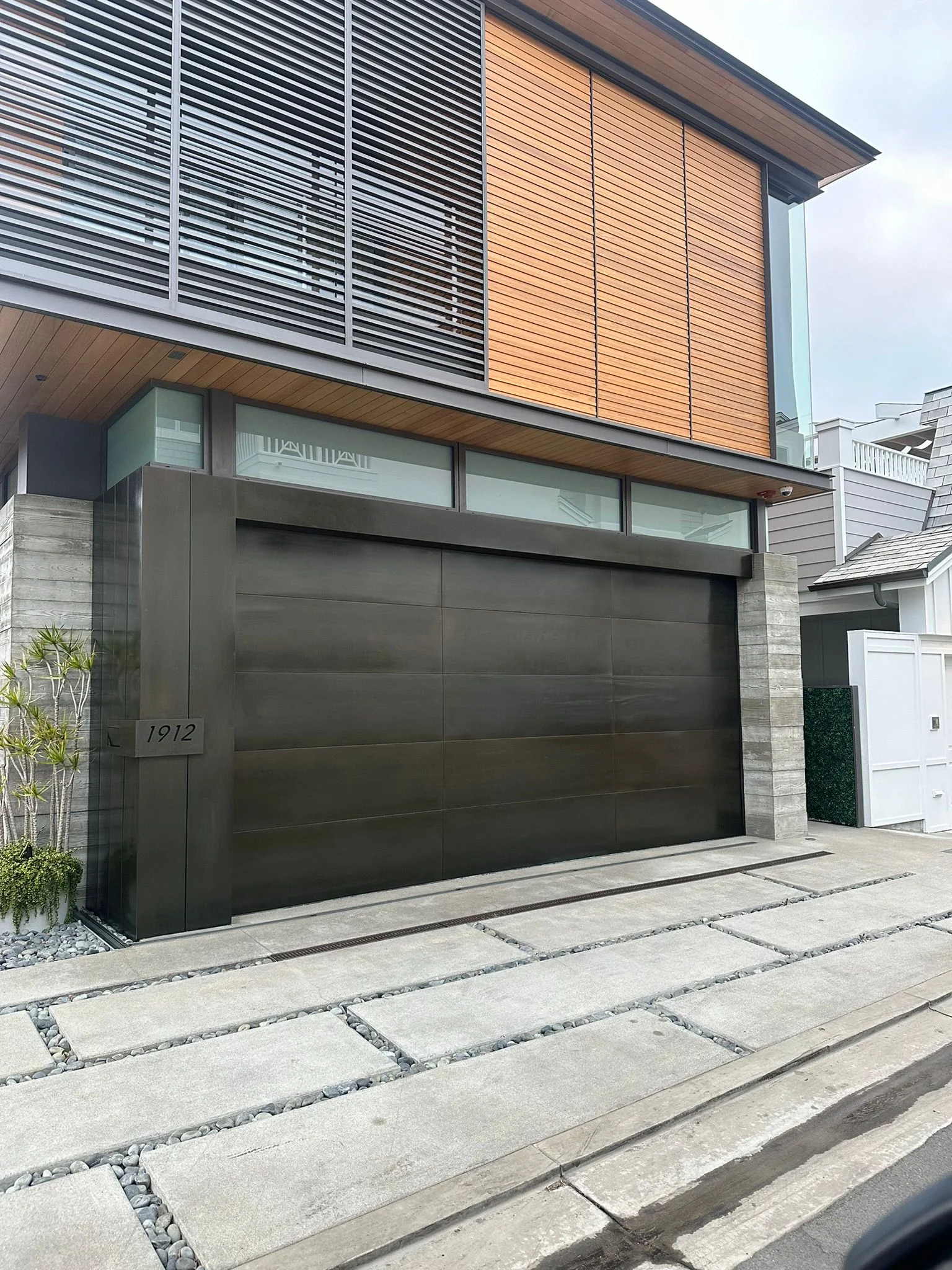 Intelligent Garage Door & Gate Repair