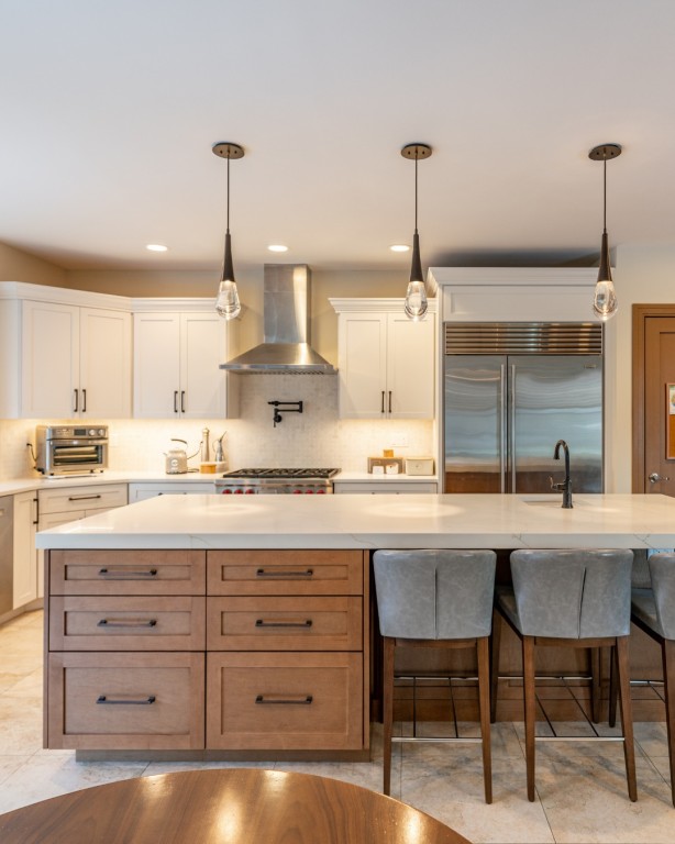 Cabinets & Countertops