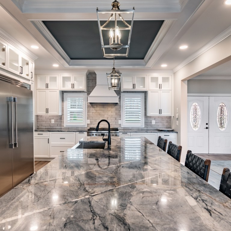 Cabinets & Countertops