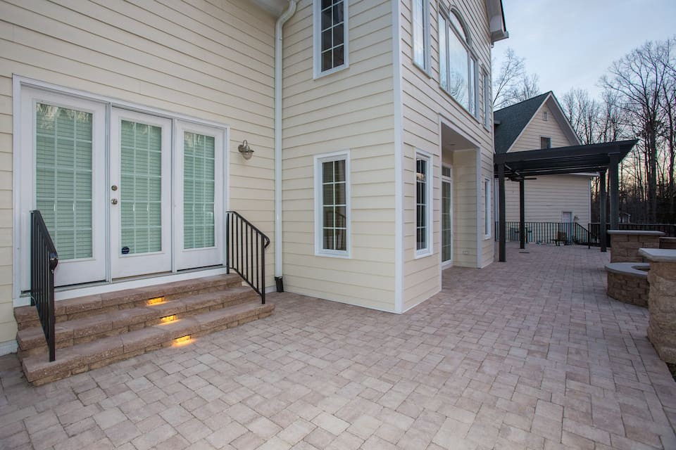 The patio lacked beauty and function