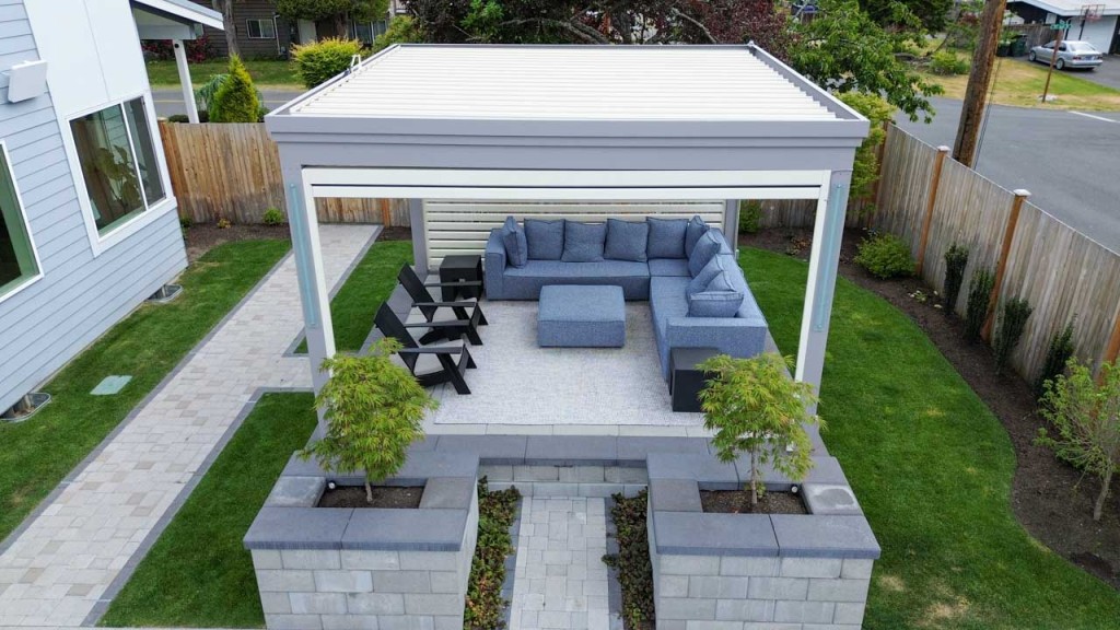 Modern Pergola Retreat with Smart Comfort Features- Edmonds, WA