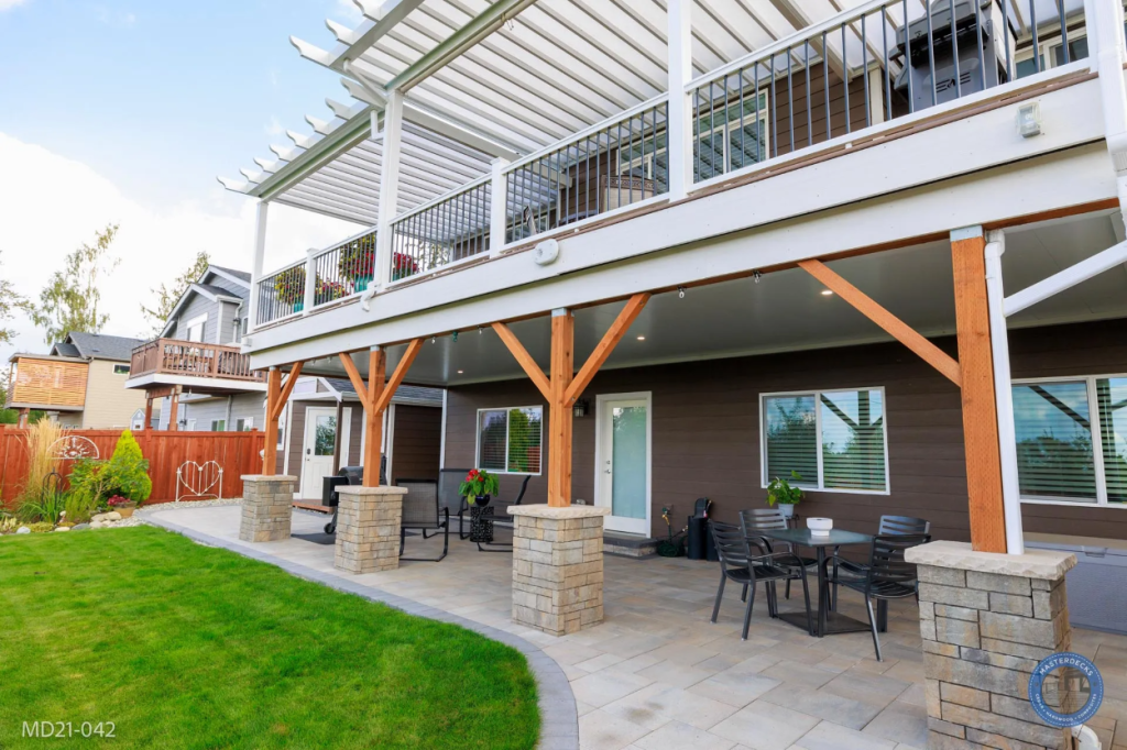Marysville, WA Composite Deck and Pergola Roof Cover