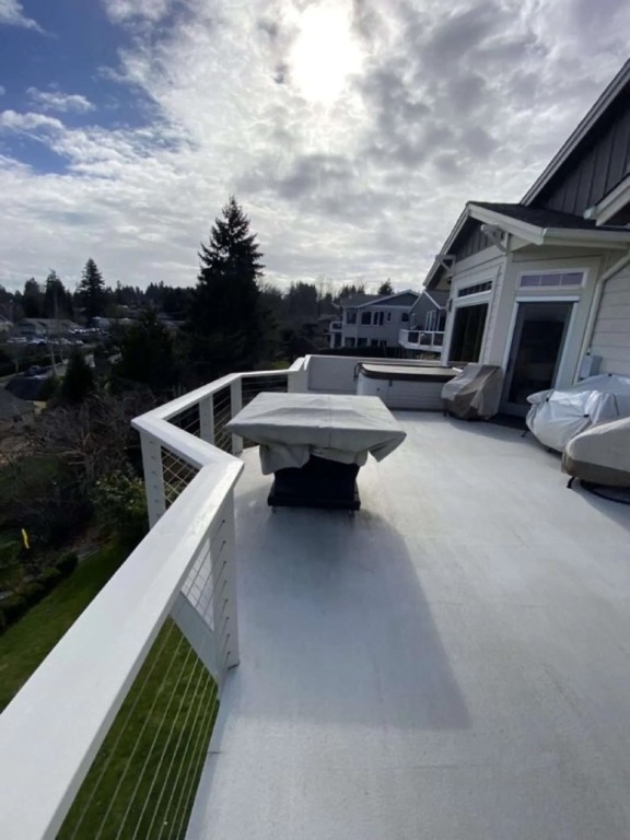 Gig Harbor, WA Trussed Roof Patio Cover and Deck Remodel
