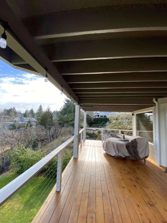Gig Harbor, WA Trussed Roof Patio Cover and Deck Remodel