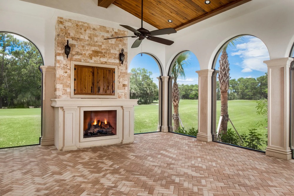 Fire Features & Pergolas