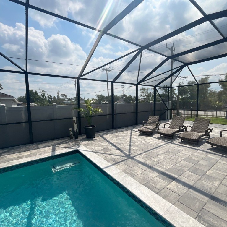 Screen Enclosures