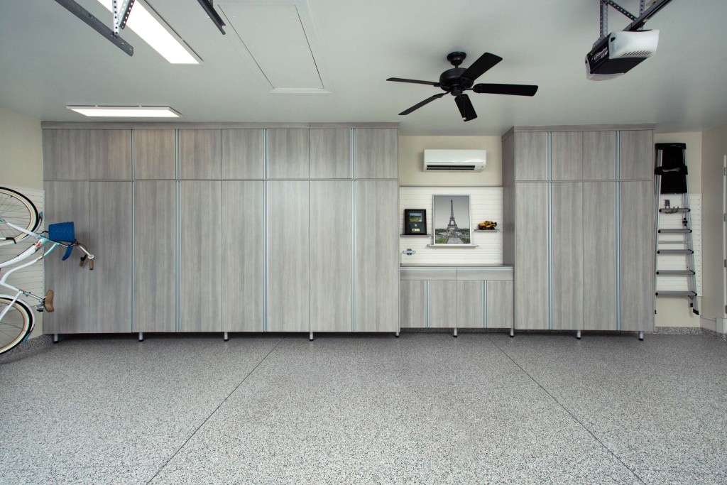 Cabinets & Organizers