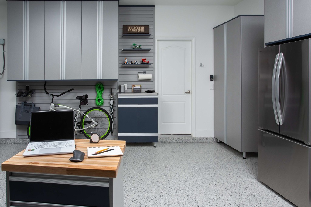 Cabinets & Organizers