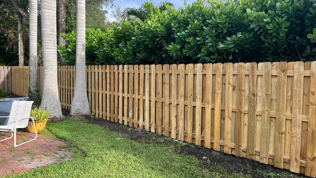 Wood & Chain Link