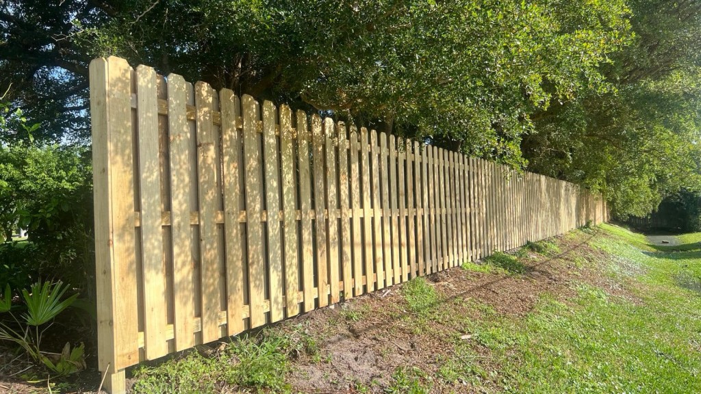 Wood & Chain Link
