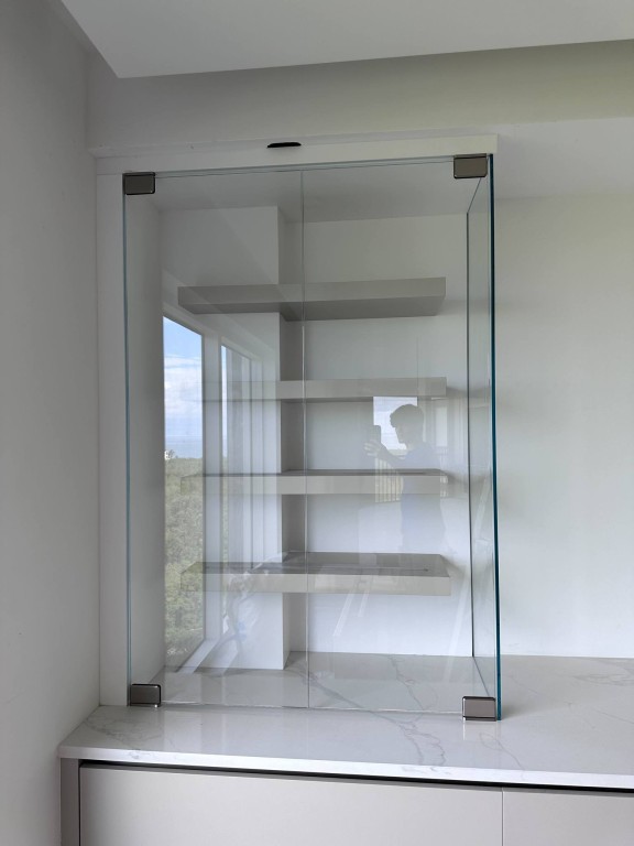 Tabletops & Shelves