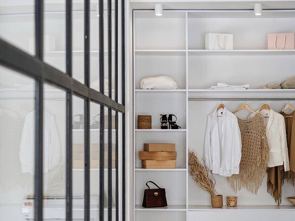 Closets & Living Spaces