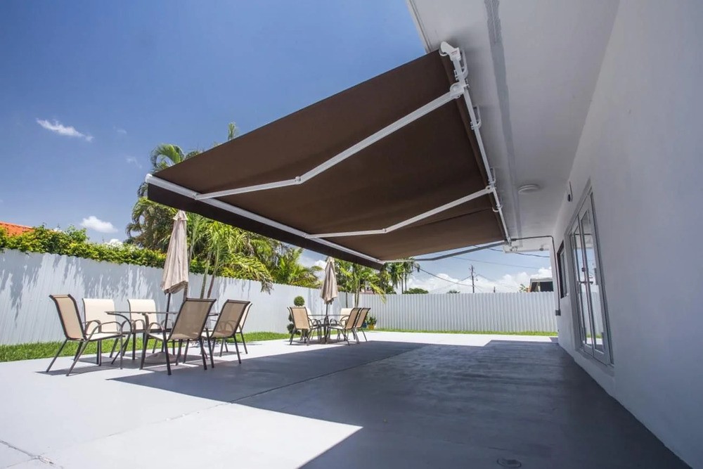 Retractable Awning