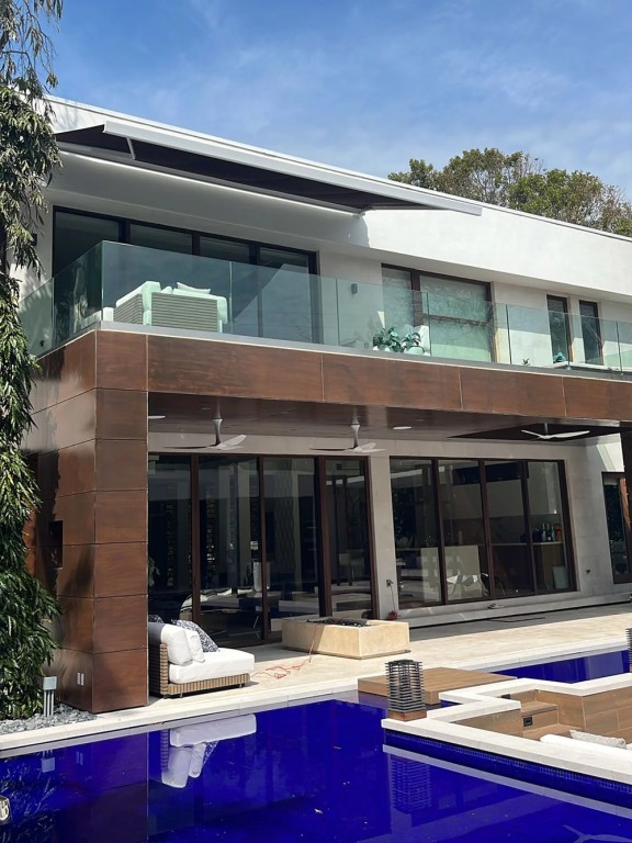 Motorized Awning/Solar Screen