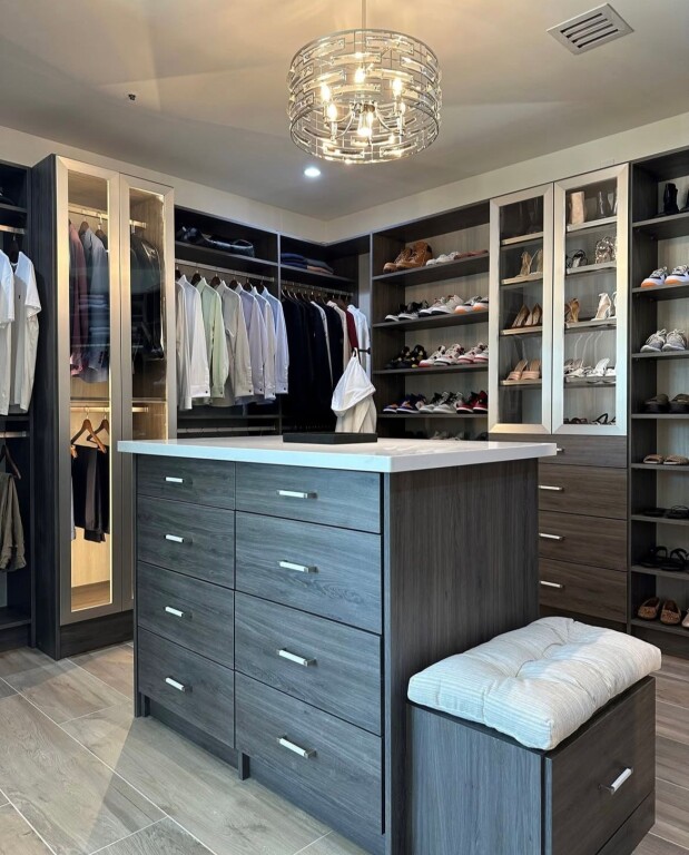 Check Out This Dream Closet!