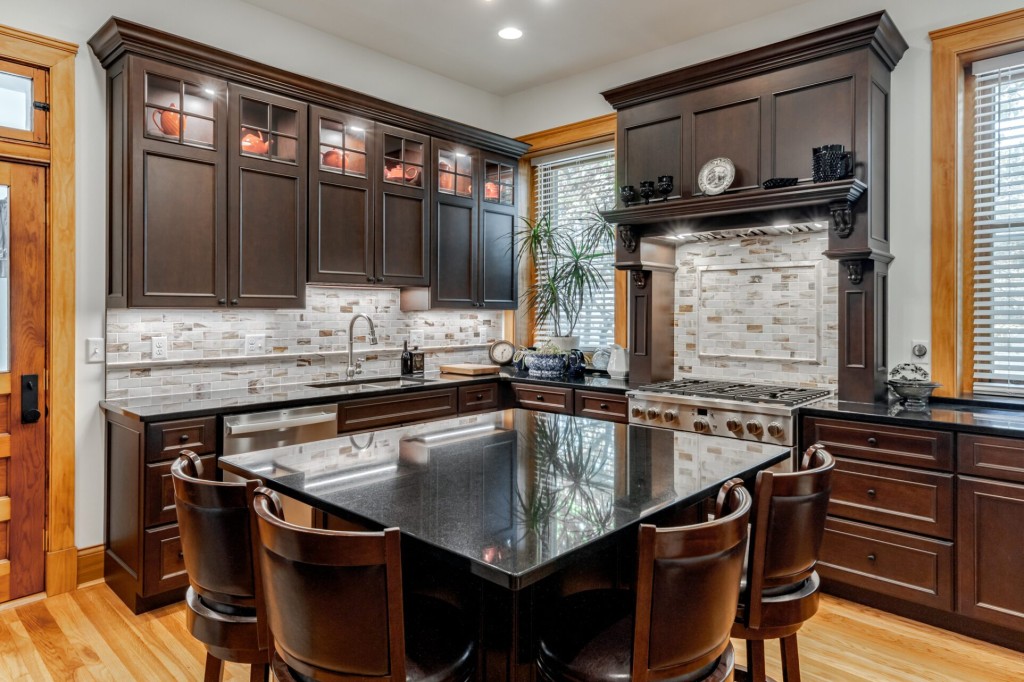 Kitchens & Bathrooms