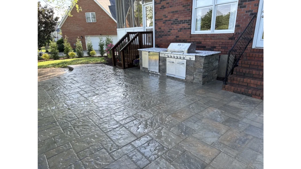 Outdoor Kitchen